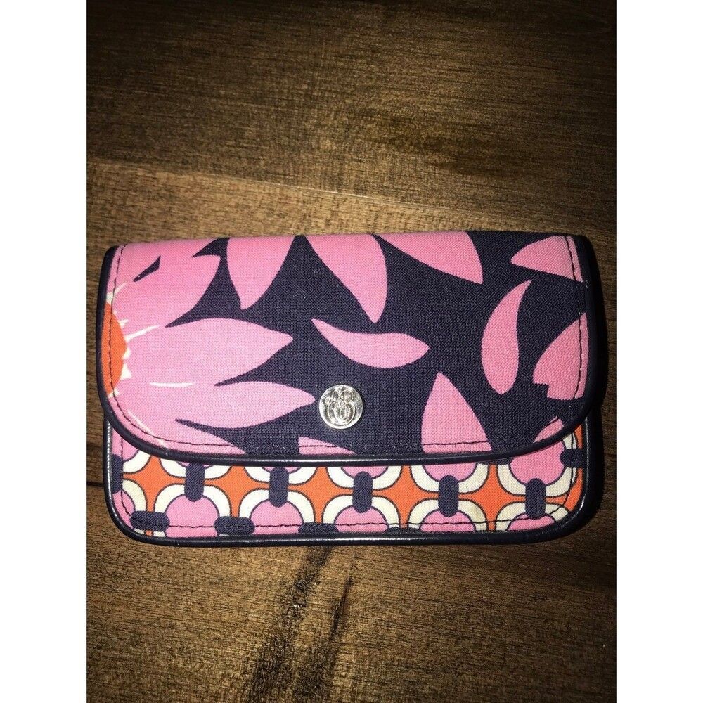 Vera Bradley  pink dasies wallet